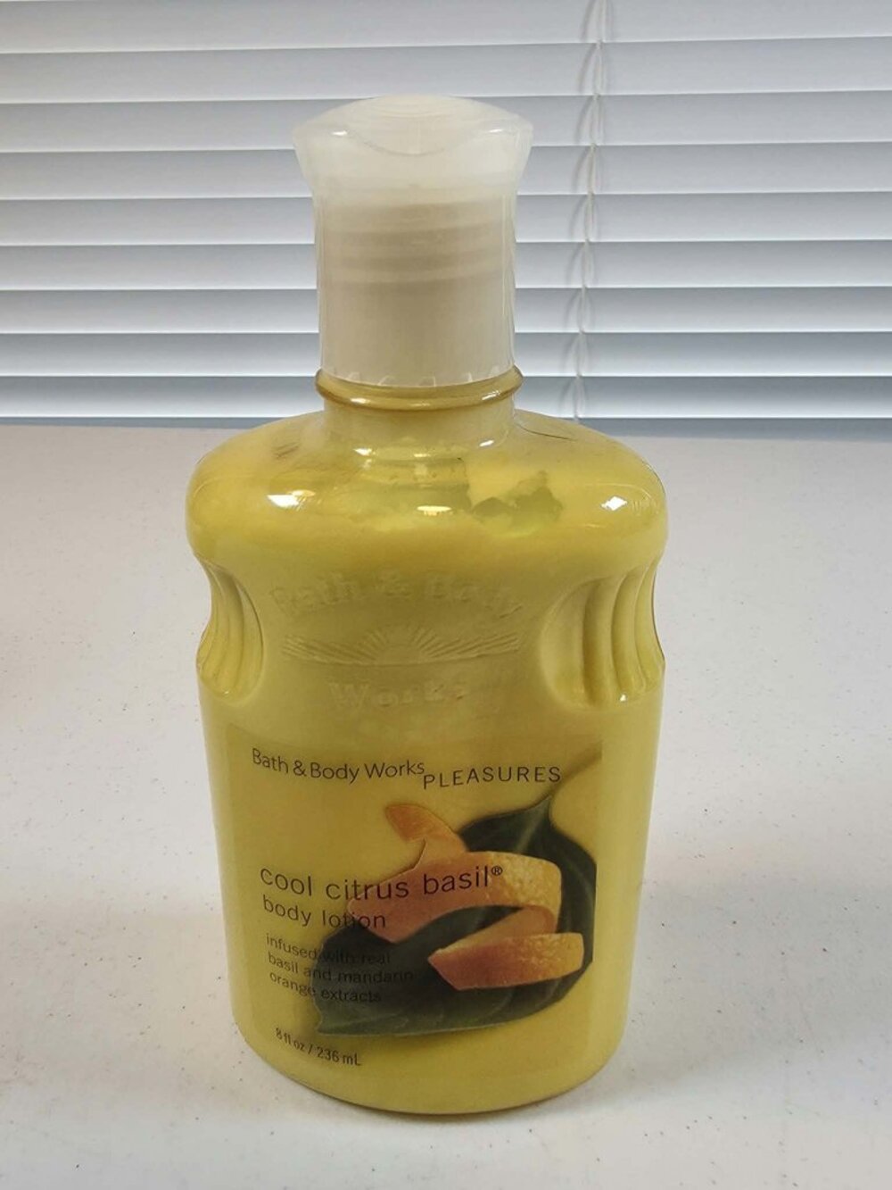 BATH AND BODY WORKS COOL CITRUS BASIL LOTION DISCONTINUED RARE 8 OZ. NOS
